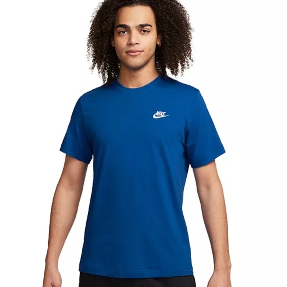 Nike Men's Short Sleeve Tee in Blue with White Emblem - Picture 1 of 4